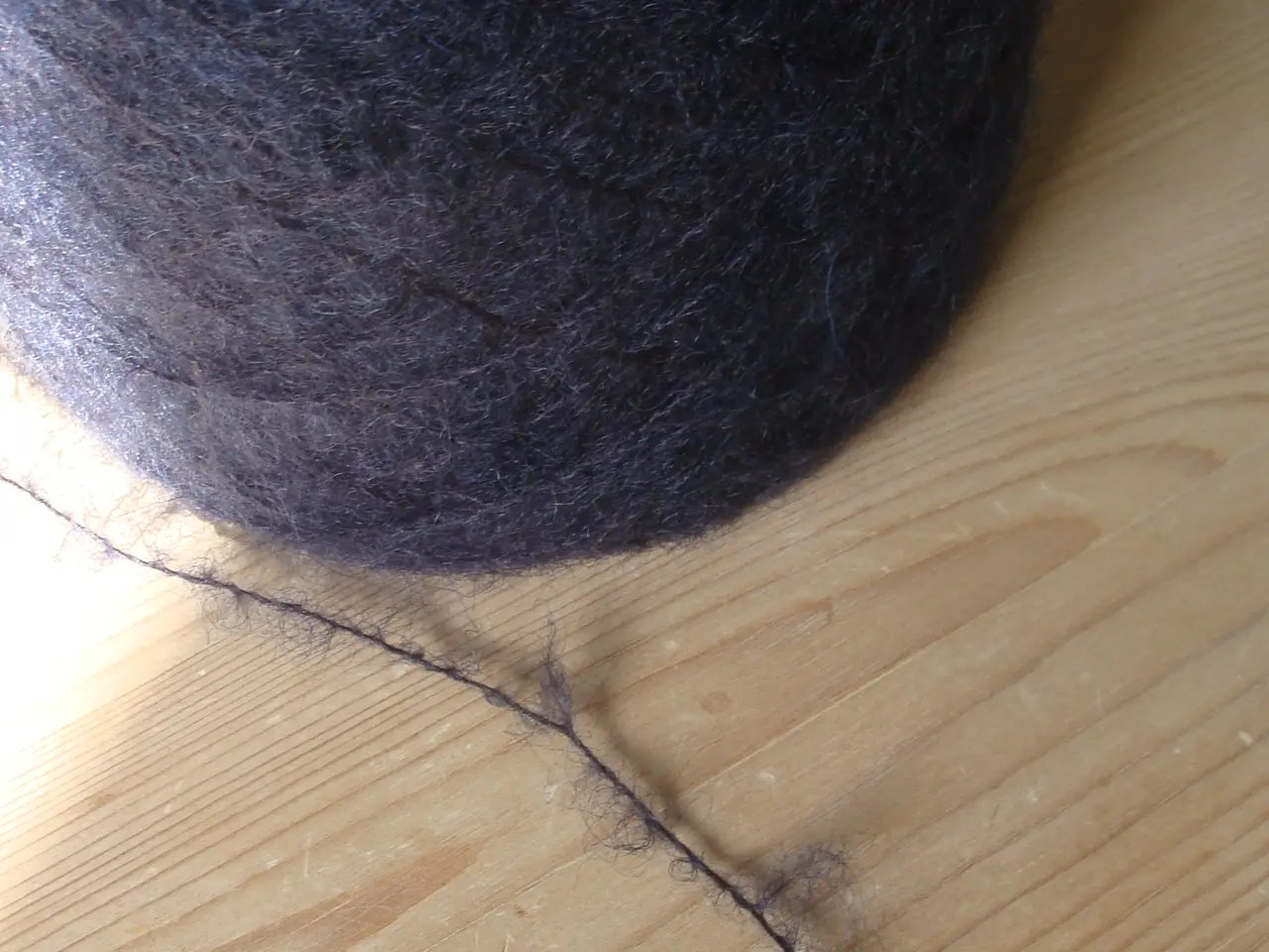 Billede 2 - 300 gram italiensk mohair- og silkegarn