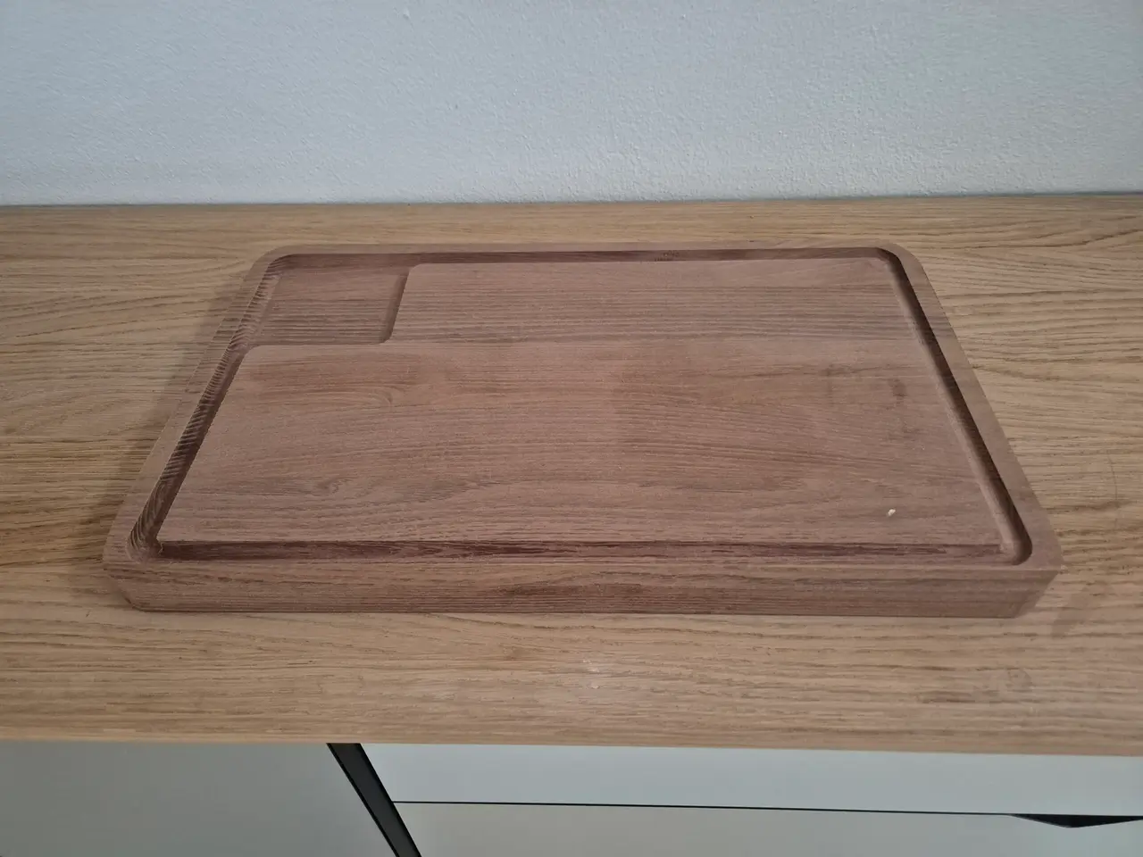 Billede 2 - NYT Lækkert Skærebræt i Acacia Træ, 45x30x2,