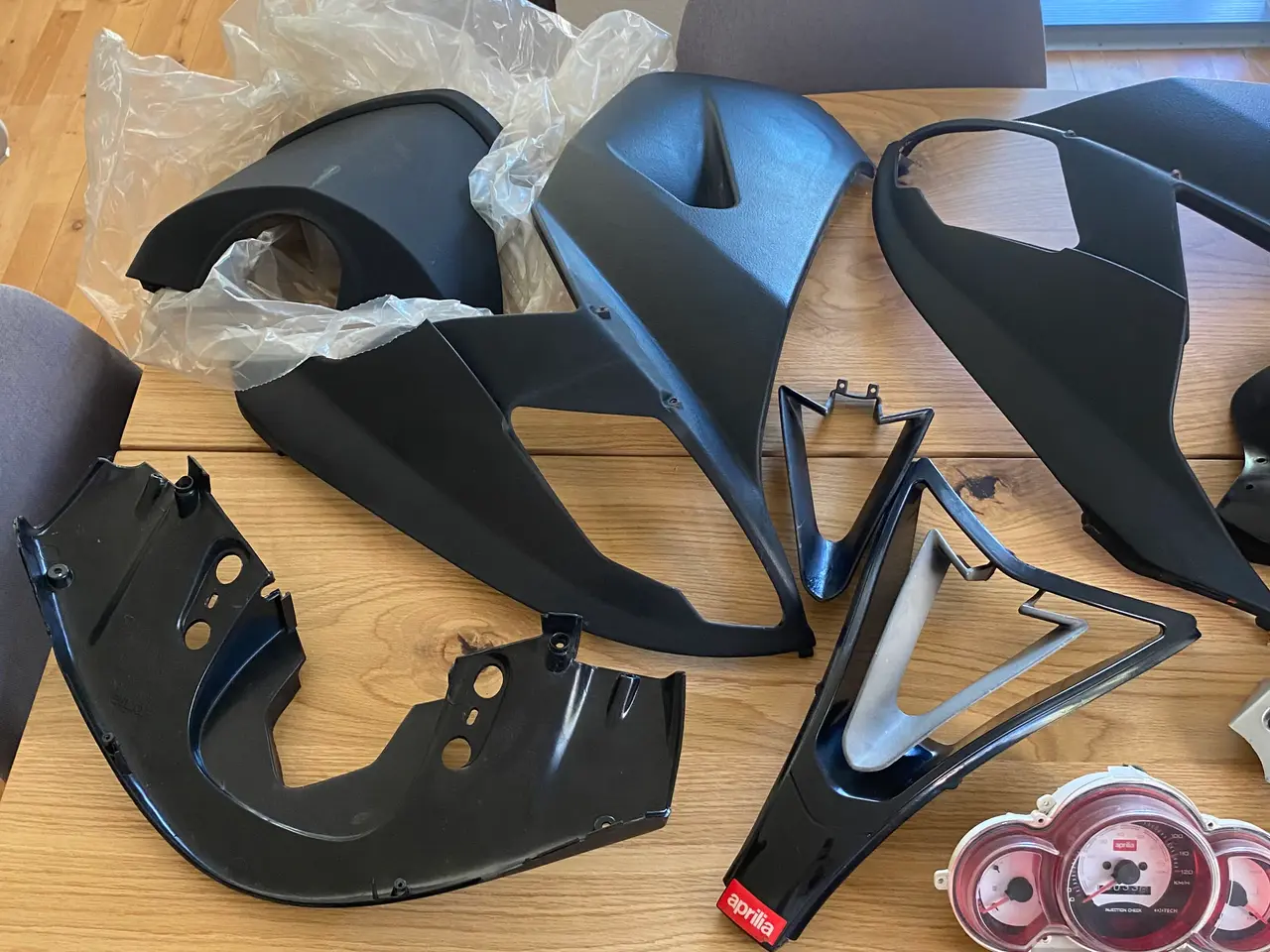 Billede 9 - Aprilla Sr 50 plast dele byd