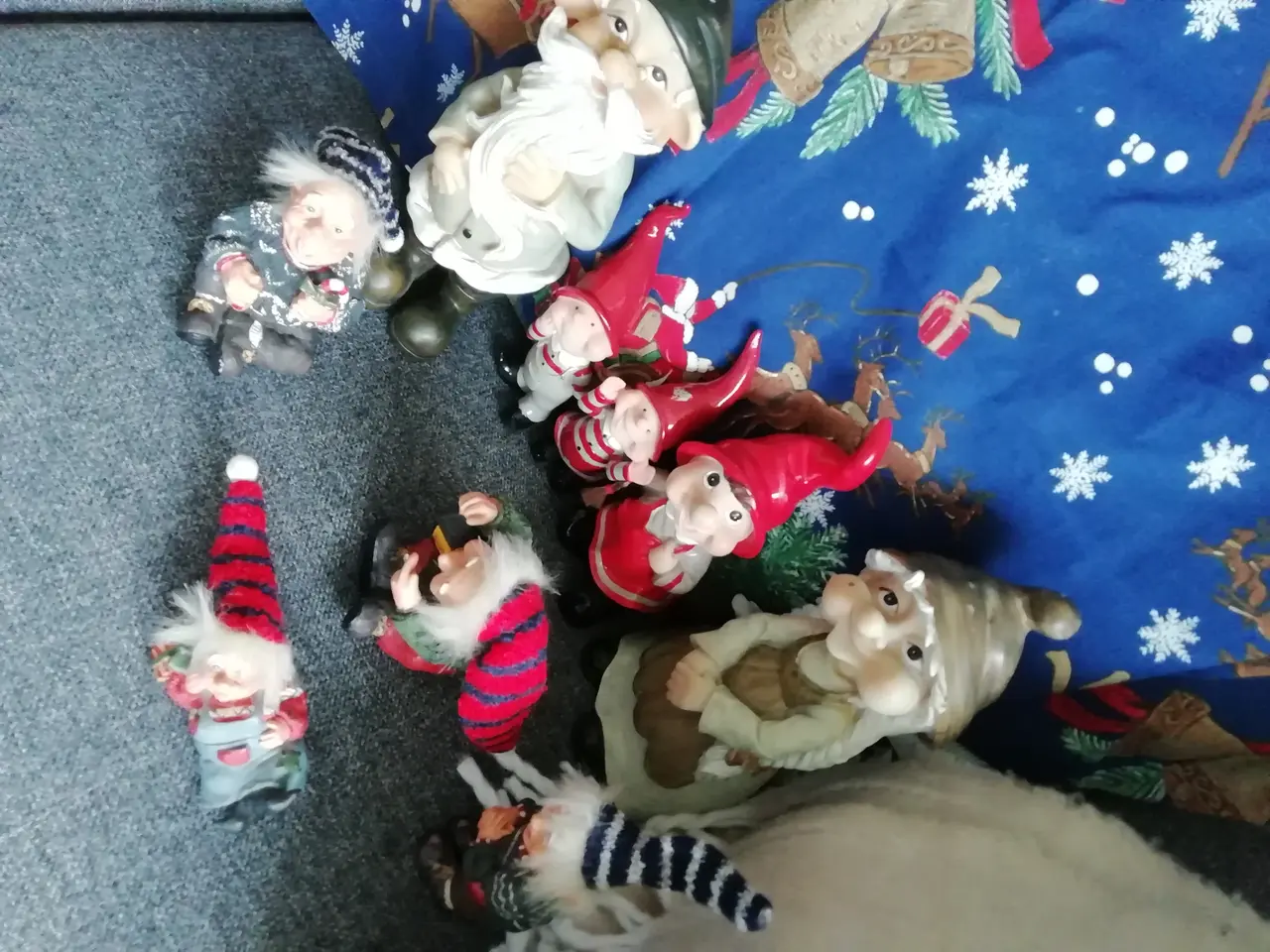 Billede 2 - Trolde forældre par samme med jule familien