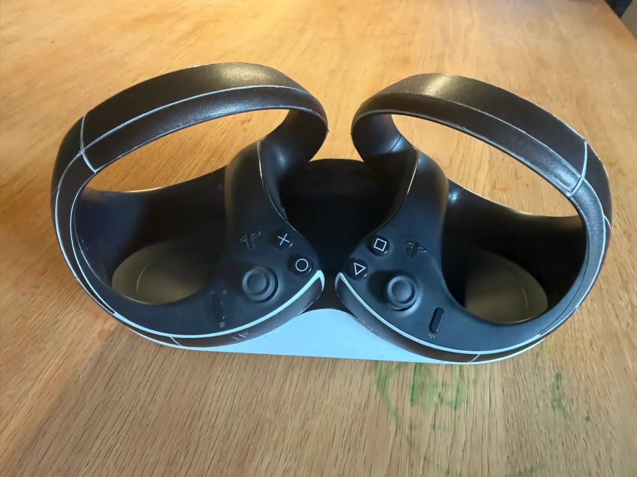 Billede 7 - PS VR2 pakke med ladestation og opgraderet rem