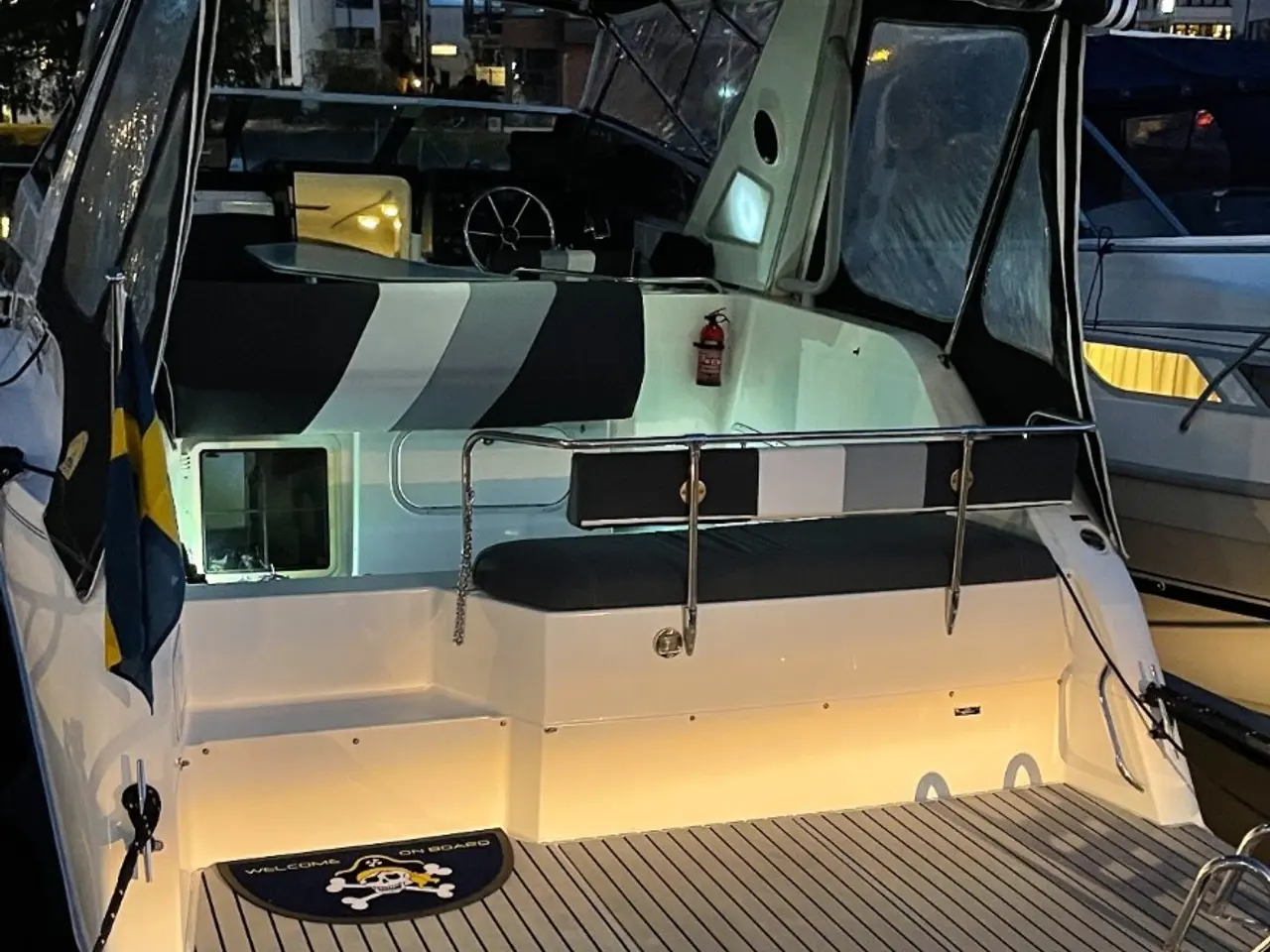 Billede 11 - Bayliner 3055