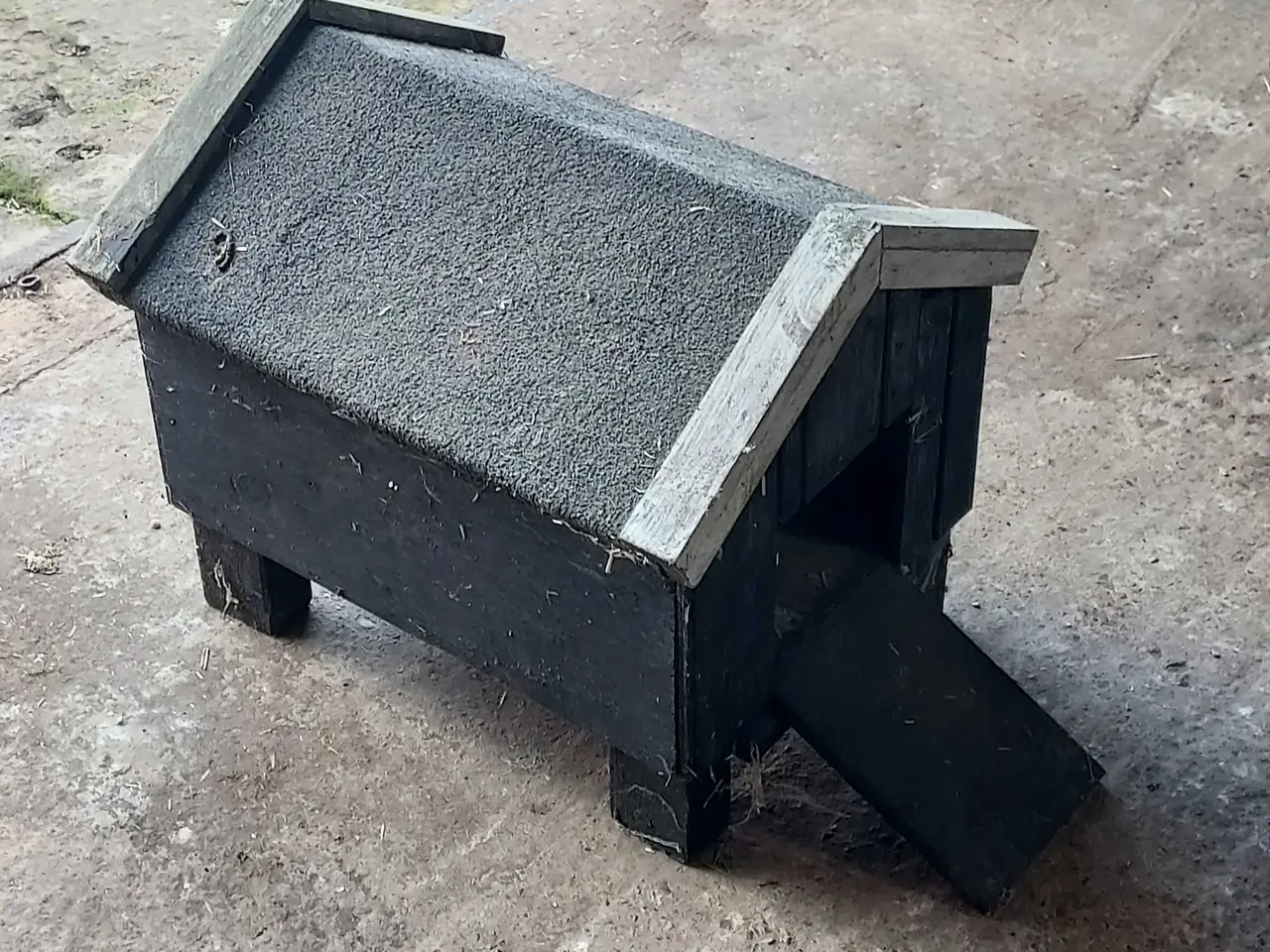 Billede 2 - Ande/kanin hus 