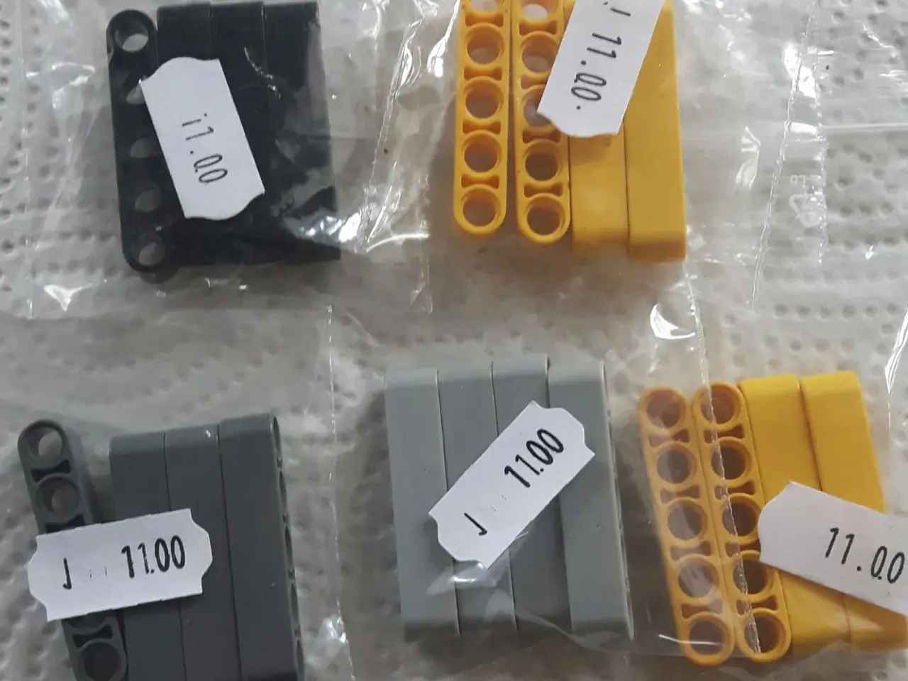 Billede 4 - Posemarked med technicdele