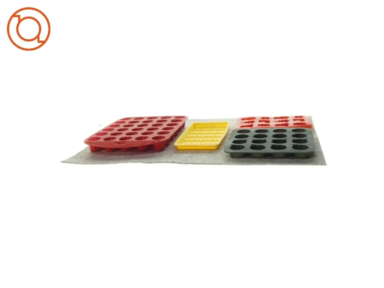 Billede 4 - Bageforme 4 stk. (str. 32 x 24 og 20 x 20 og 21 x 15 og 24 x 11cm)