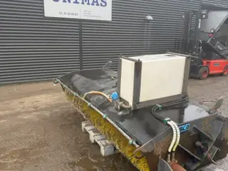 Hydraulisk fejekost