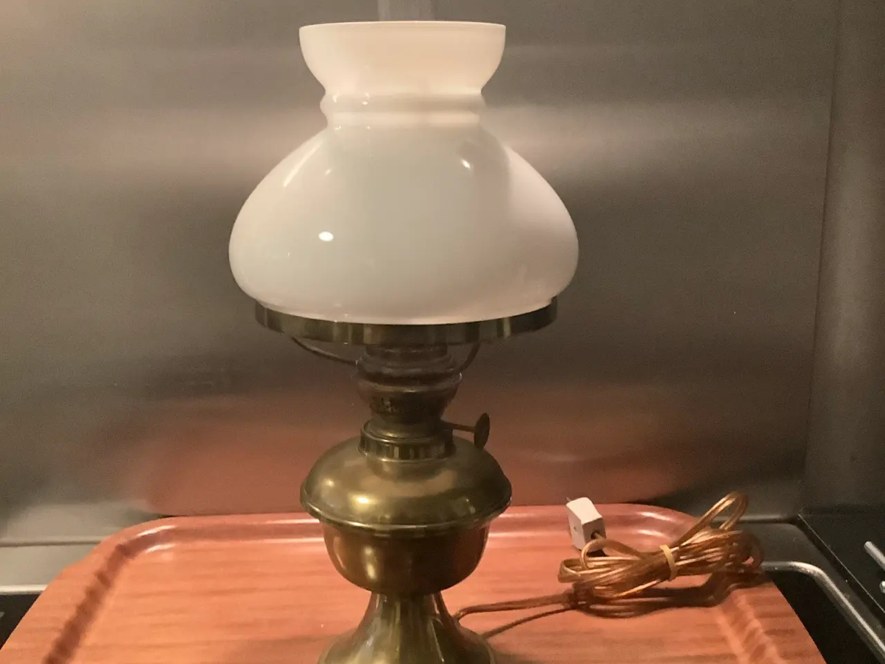 Billede 4 - Messing petroleums lampe, til strøm