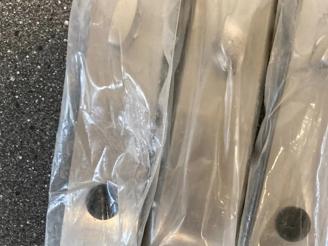 Billede 4 - parti of 12x Assa Abloy Spacer Long Plates w.