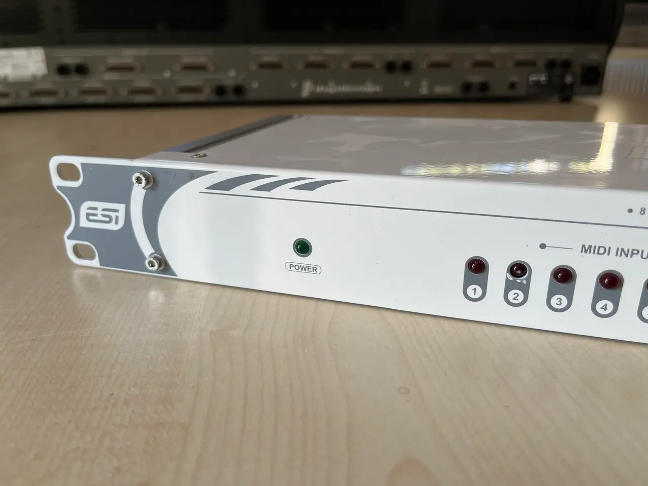 Billede 2 - ESI M8U XL