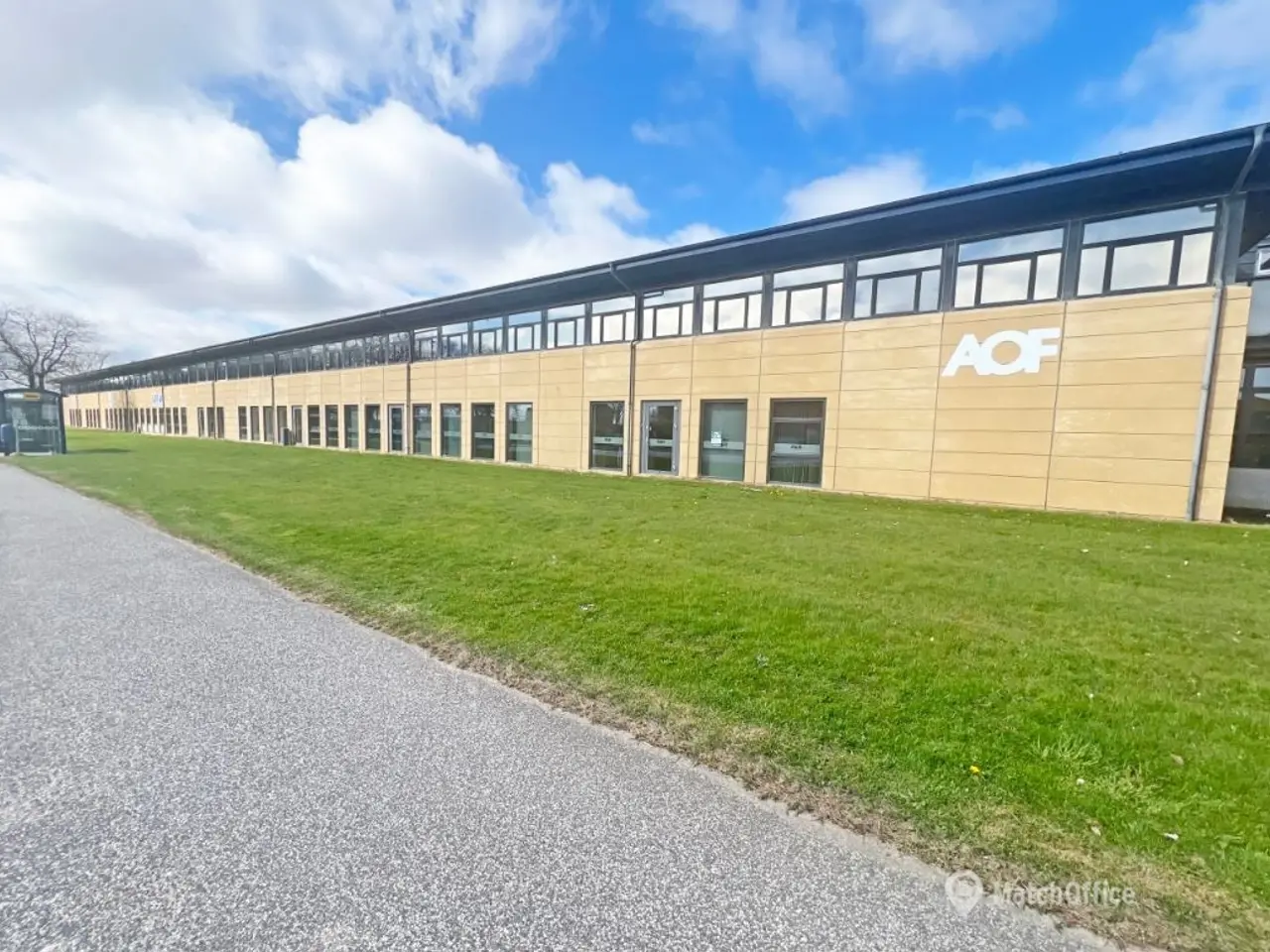 Billede 1 - Flotte og fleksible lokaler med stor synlighed mod Indre Ringvej - i alt ca. 560 kvm