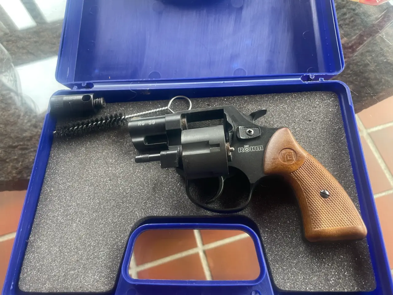 Billede 2 - Revolver start pistol til hunde træning