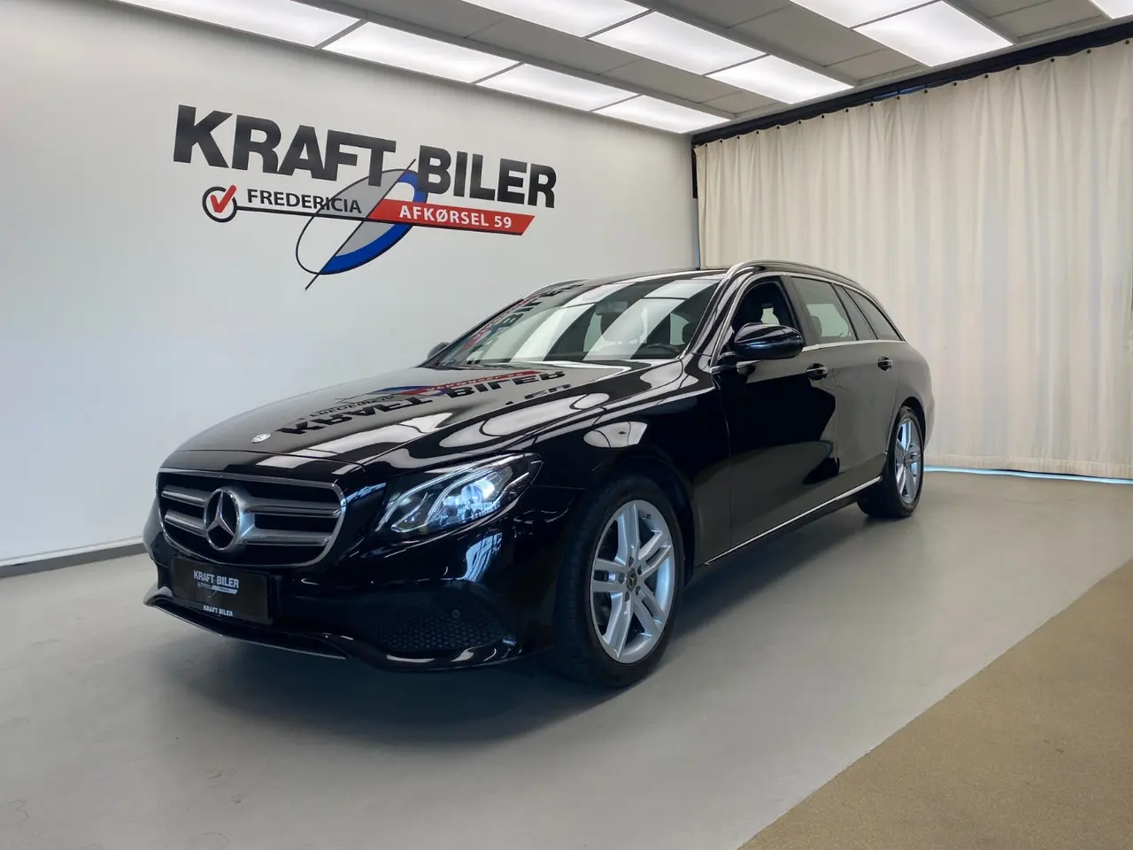 Billede 1 - Mercedes E220 d 2,0 Avantgarde stc. aut.