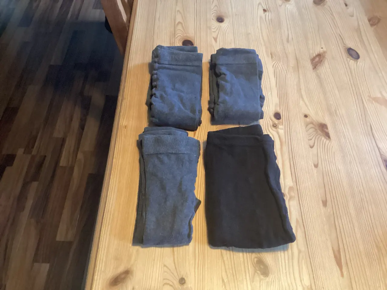 Billede 2 - Strømpebukser/ Leggins 