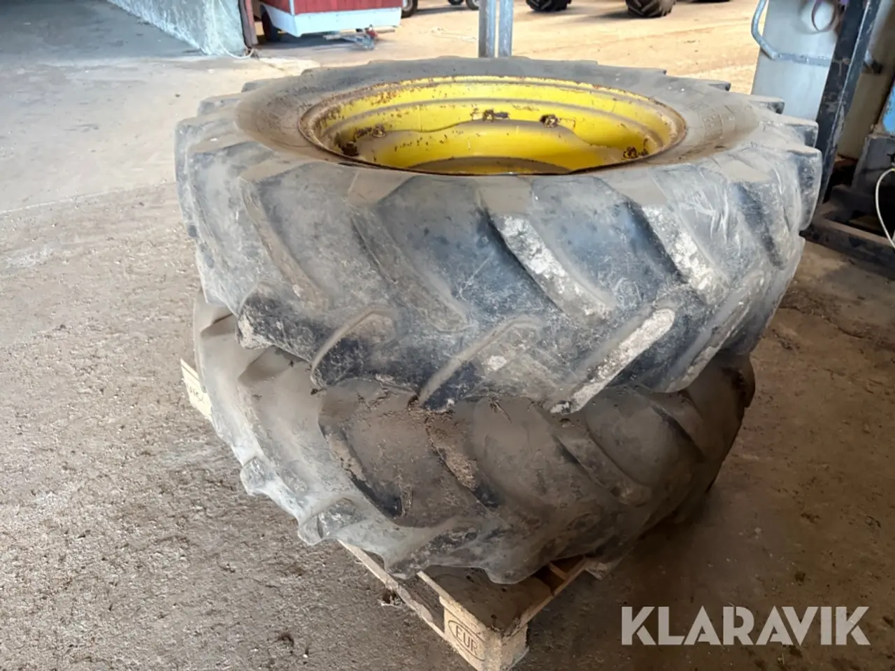 Billede 1 - Landbrugsdæk Michelin 13.6 R28 2 Styk