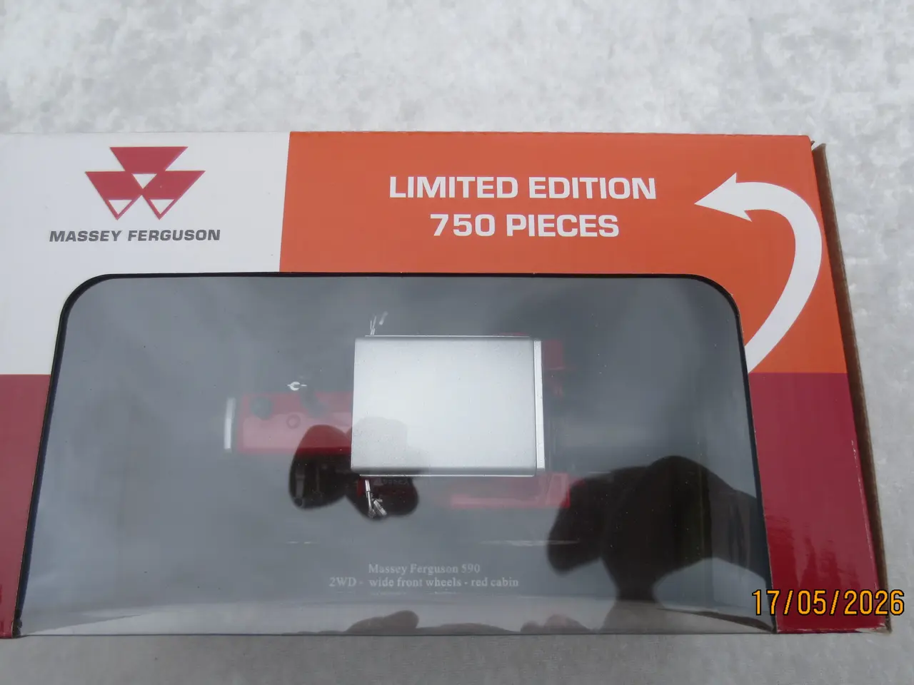 Billede 3 - 1 stk Ny Modeltraktor Massey Ferguson 590