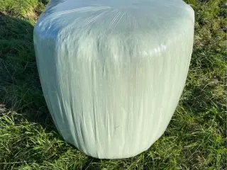 Wrap hø i mini rundballer