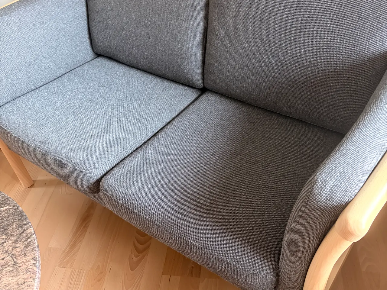 Billede 1 - sofa i antrasit 2 personer