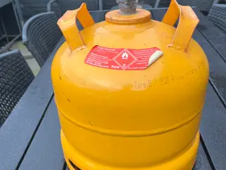 Fyldte 5 og 11 kg gasflasker
