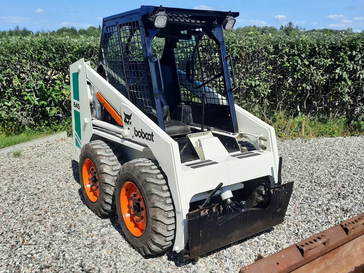 Billede 2 - Bobcat 645 nymalet med 4 ny dæk