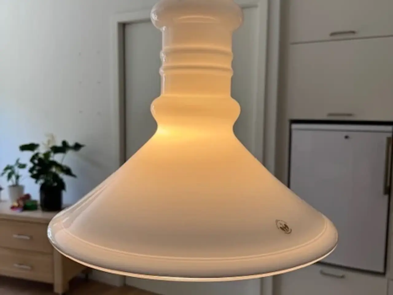 Billede 1 - Holmegaard apoteker loftslampe, stor i hvid glas