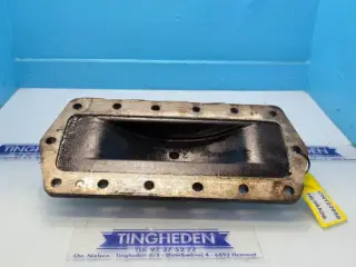 Case 2388 Dæksel 135286A1