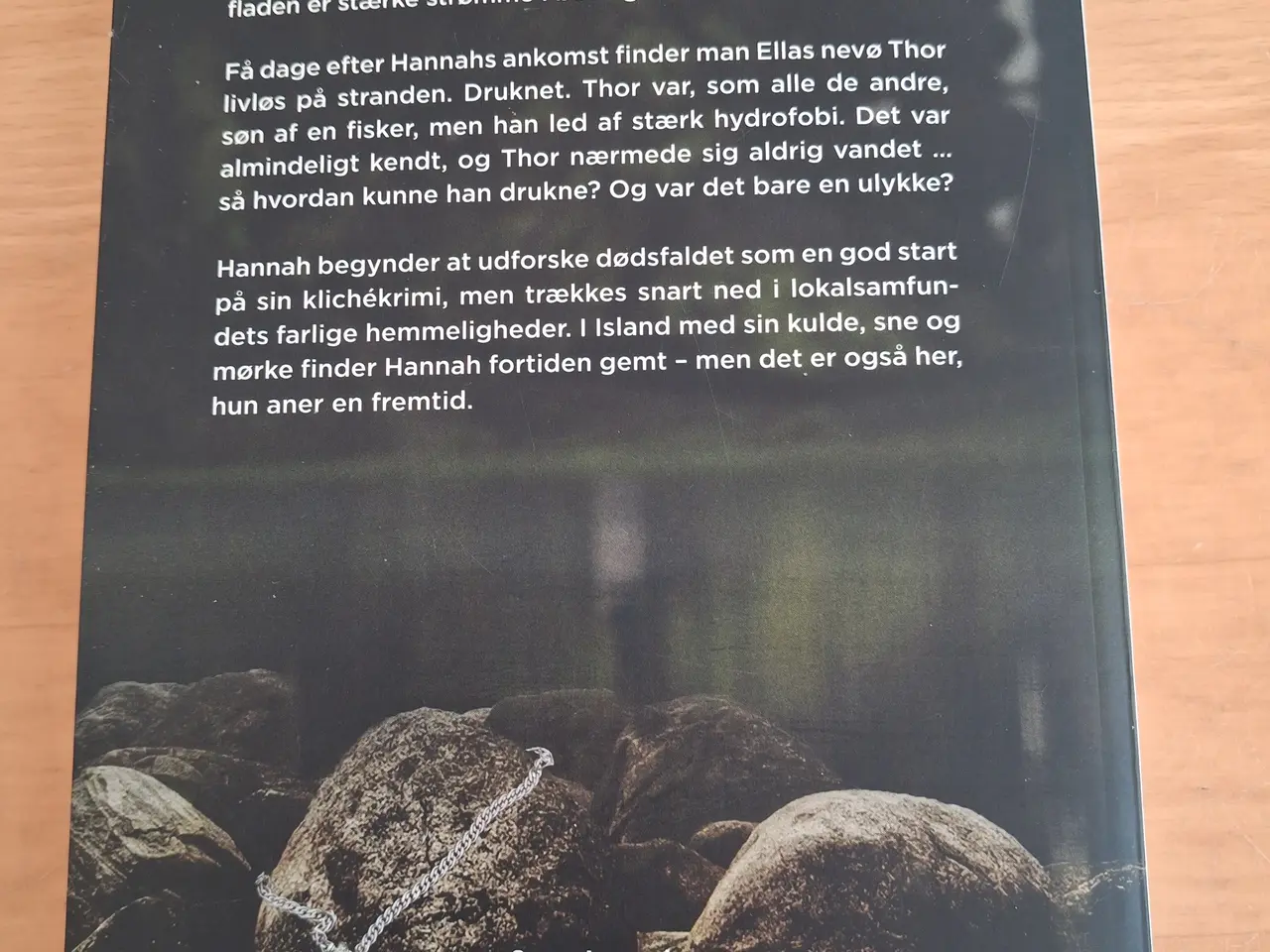 Billede 4 - Tredive dages mørke, Jenny Lund Madsen