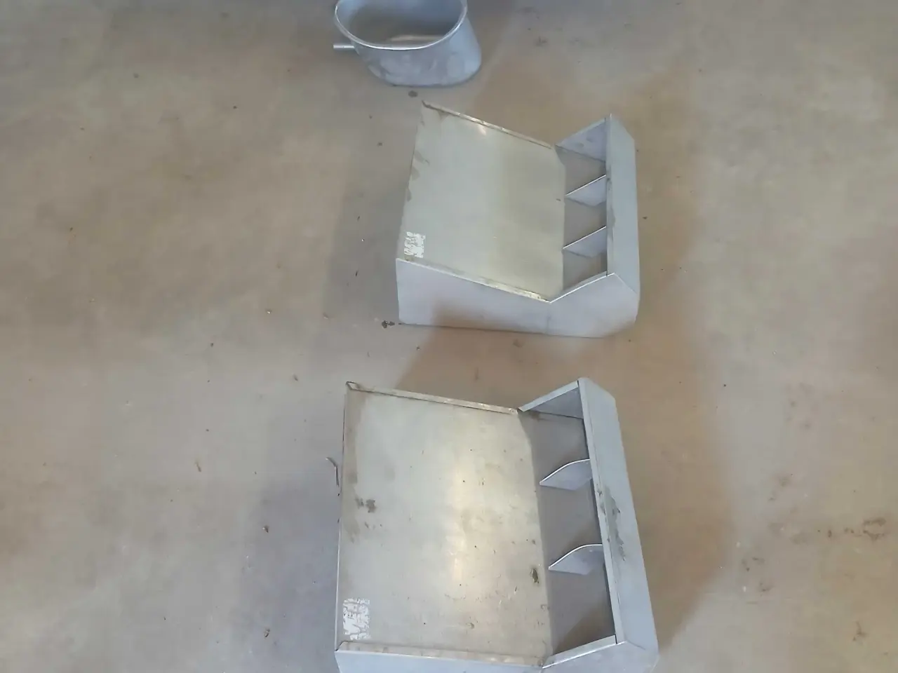 Billede 1 - Fodertrug 