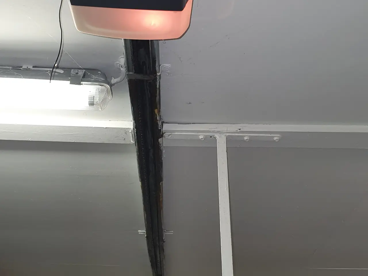 Billede 4 - Alu Garageport m/fjernbetjent åbning