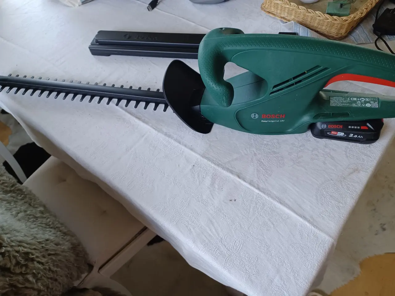 Billede 1 - Hækkeklipper Bosch EasyHedgeCut
