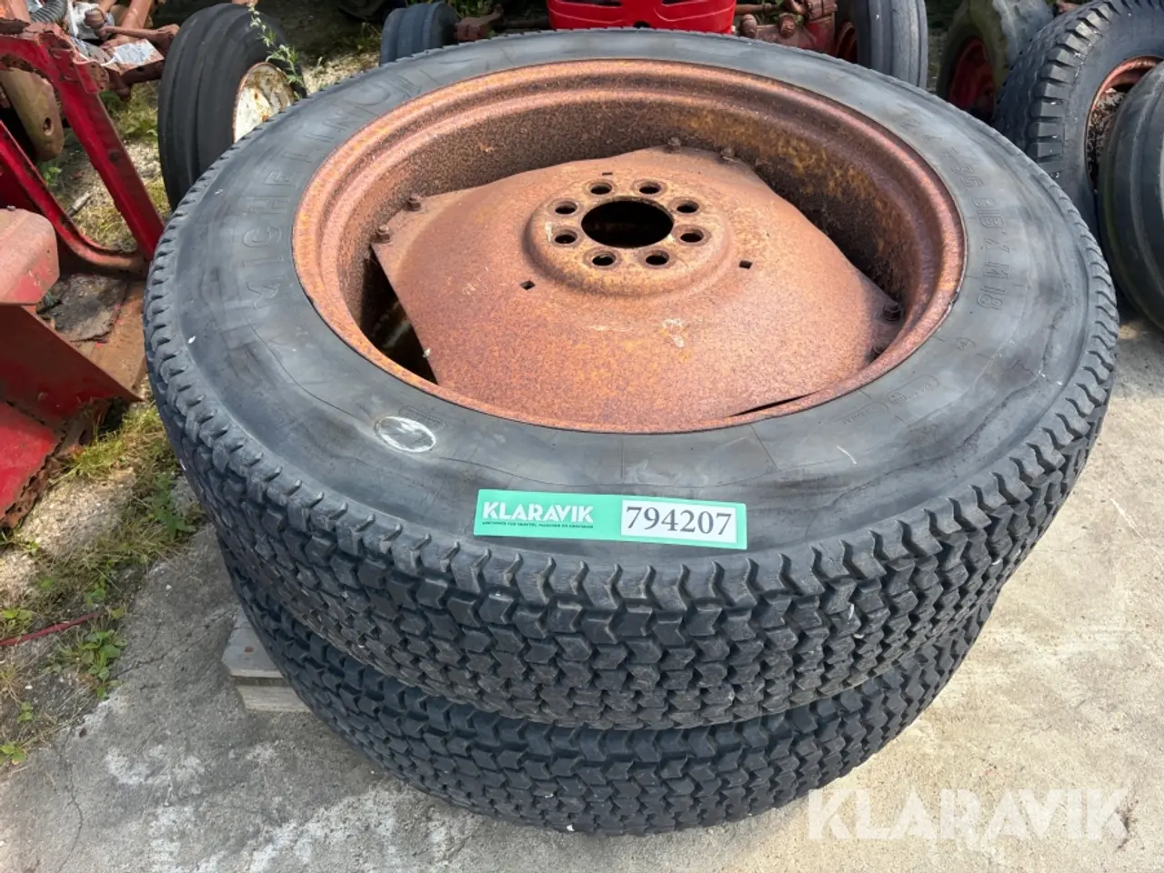 Billede 2 - Dæk med fælge Michelin, 2 Styk