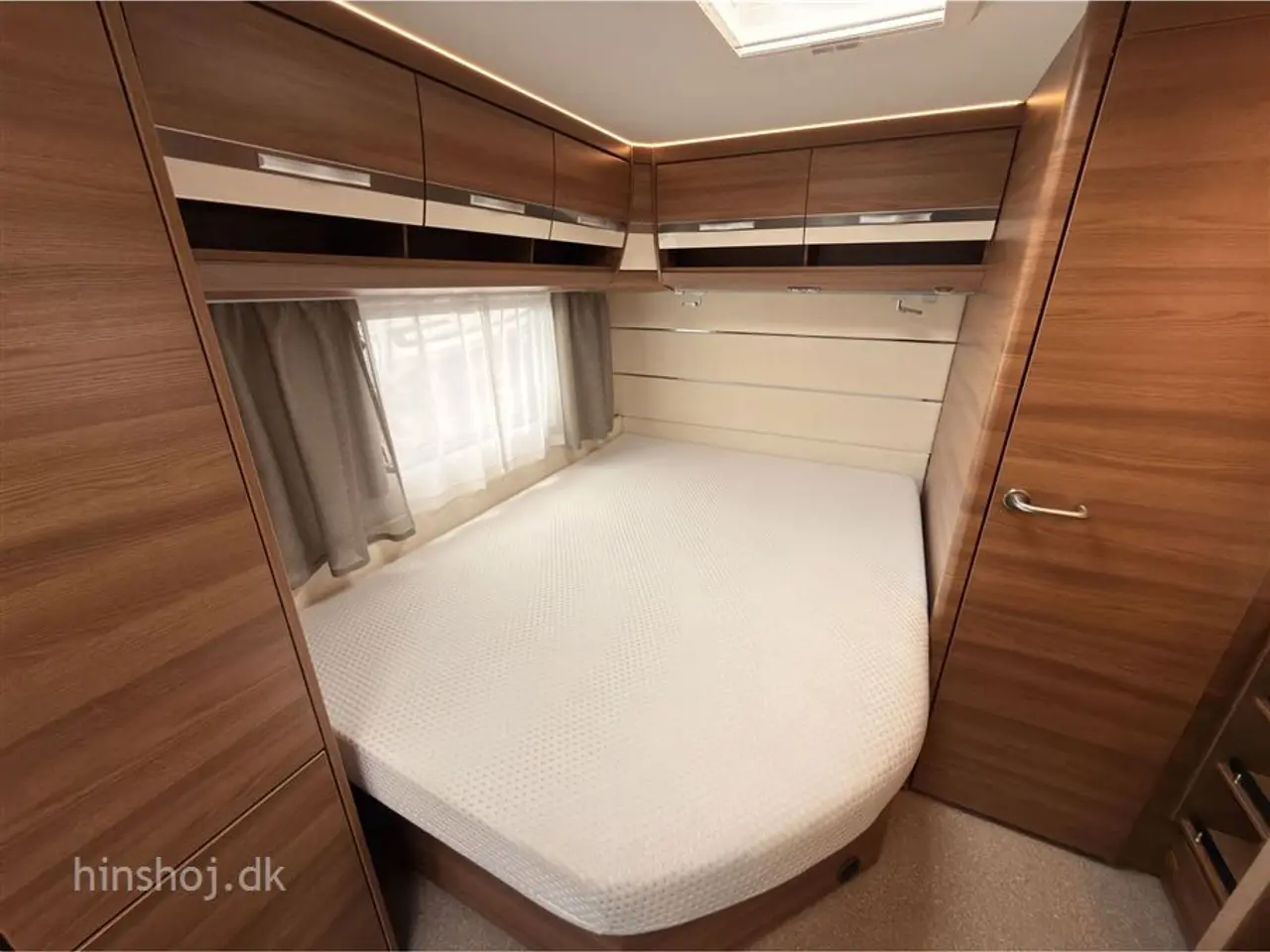 Billede 3 - 2019 - Dethleffs Nomad 590 RF   Campingvogn med Centralvarme står som ny.