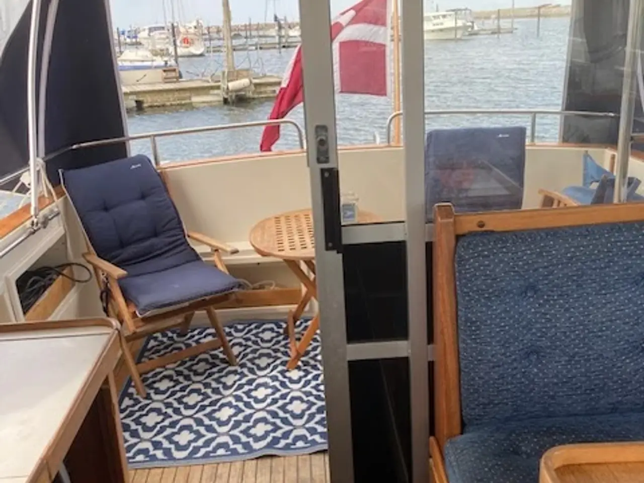 Billede 11 - Nimbus 4000 Motorbåd Med flybridge 