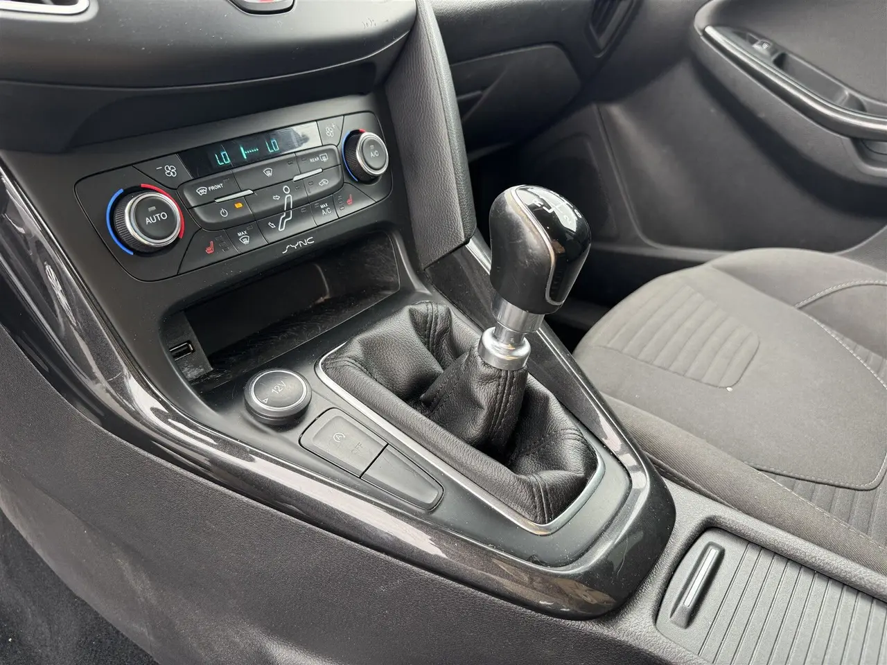Billede 10 - Ford Focus 1,0 EcoBoost Titanium 125HK Stc 6g