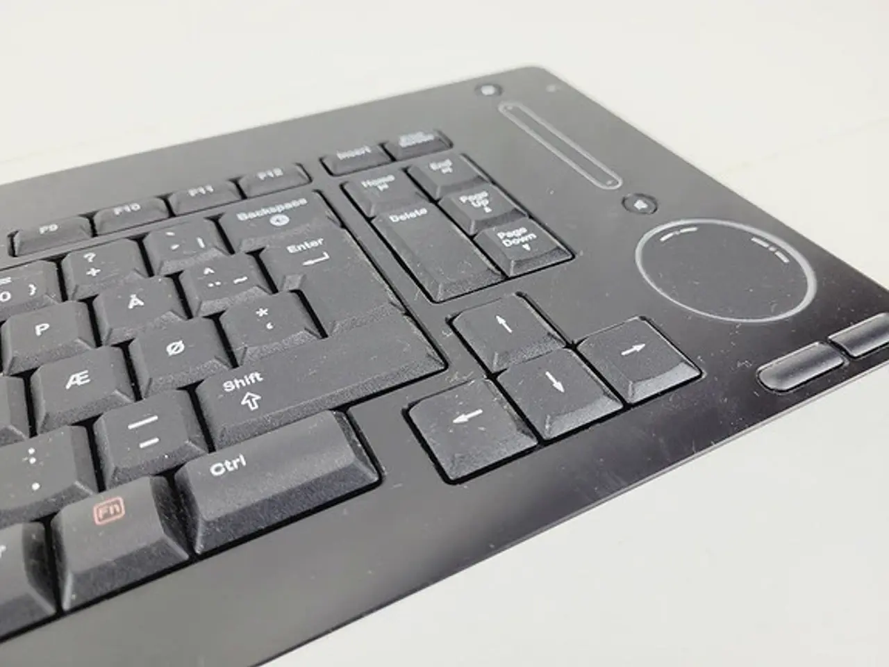 Billede 2 - Batmans tastatur - LUXUS fra logitech