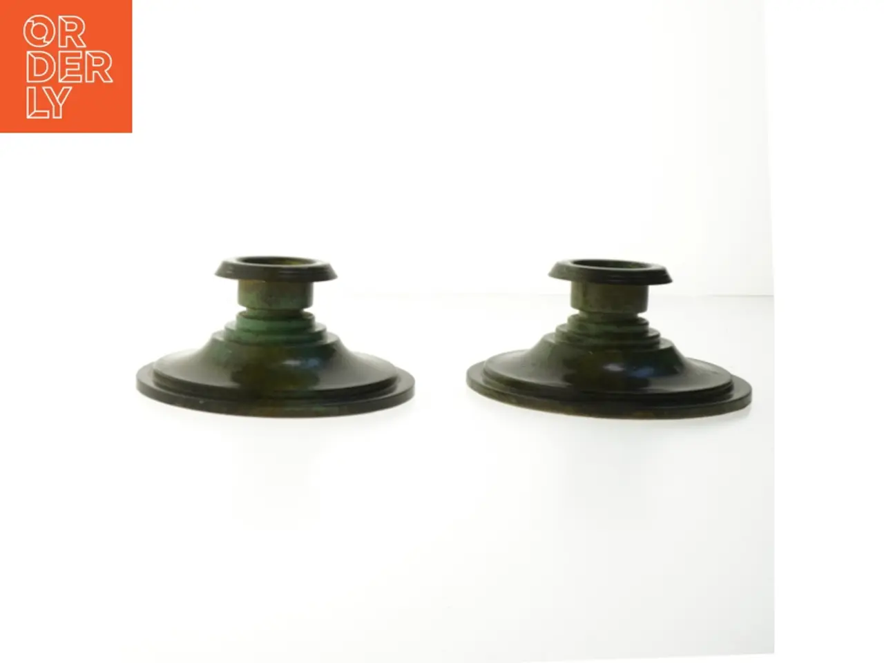 Billede 1 - Antikke lysestager i Bronze metal (str. Ø. 6,5 cm. længde. 7 cm)