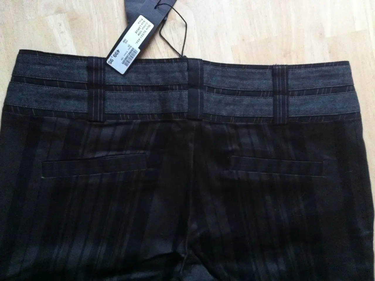 Billede 3 - Nye "st-martins" bukser, str: L, 30kr