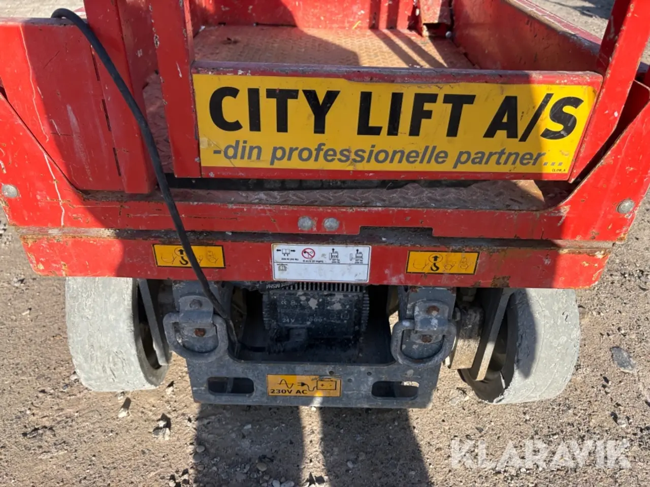 Billede 11 - Søjlelift SkyJack SJ12