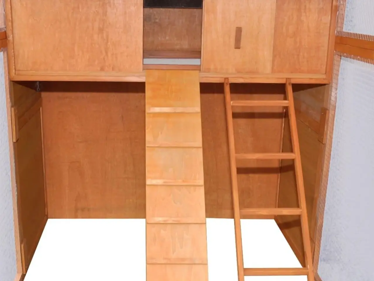 Billede 7 - Hønsehus i træ 295 × 163 × 170 cm med løbegård og redekasse