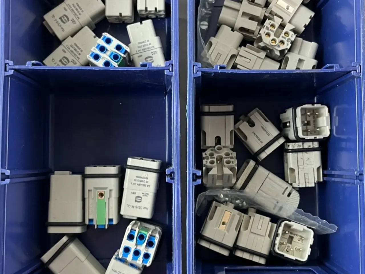 Billede 1 - Harting Han Q5/0-M-QL & Q5/0-F-QL Connectors parti