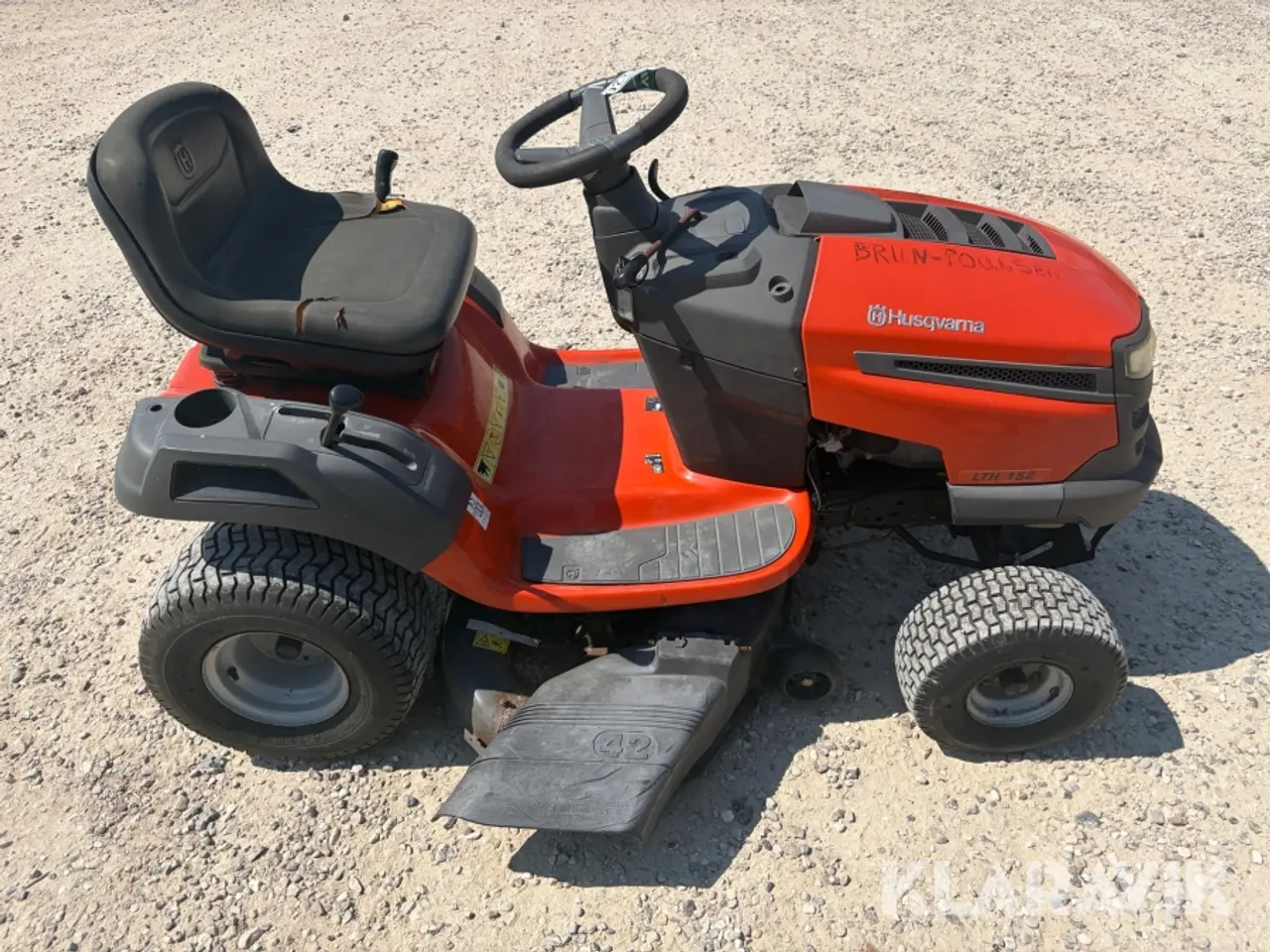 Billede 8 - Græsslåmaskine Husqvarna LTH 152