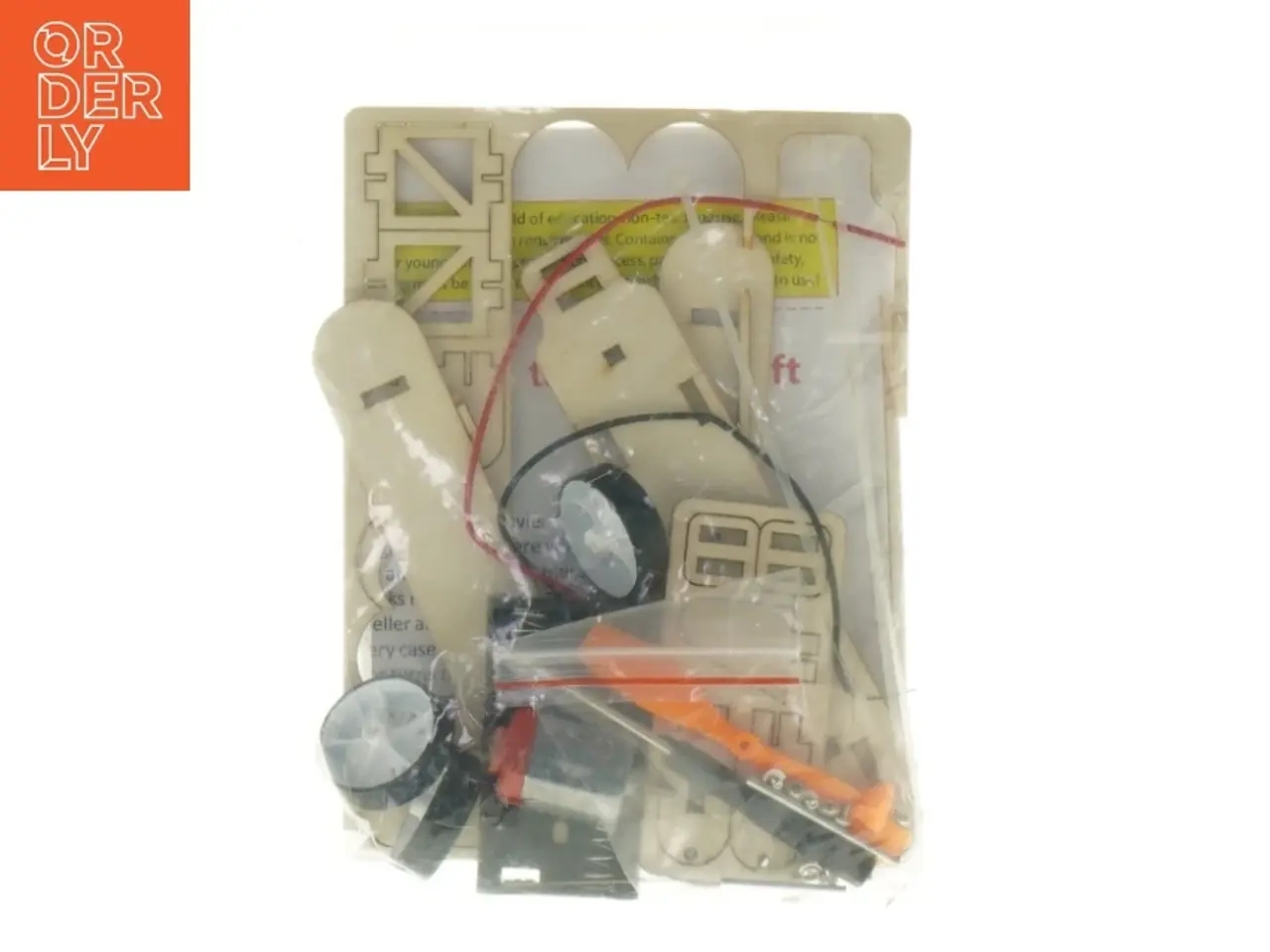 Billede 1 - DIY træbyggesæt med elektroniske dele (str. 20 x 14 cm)