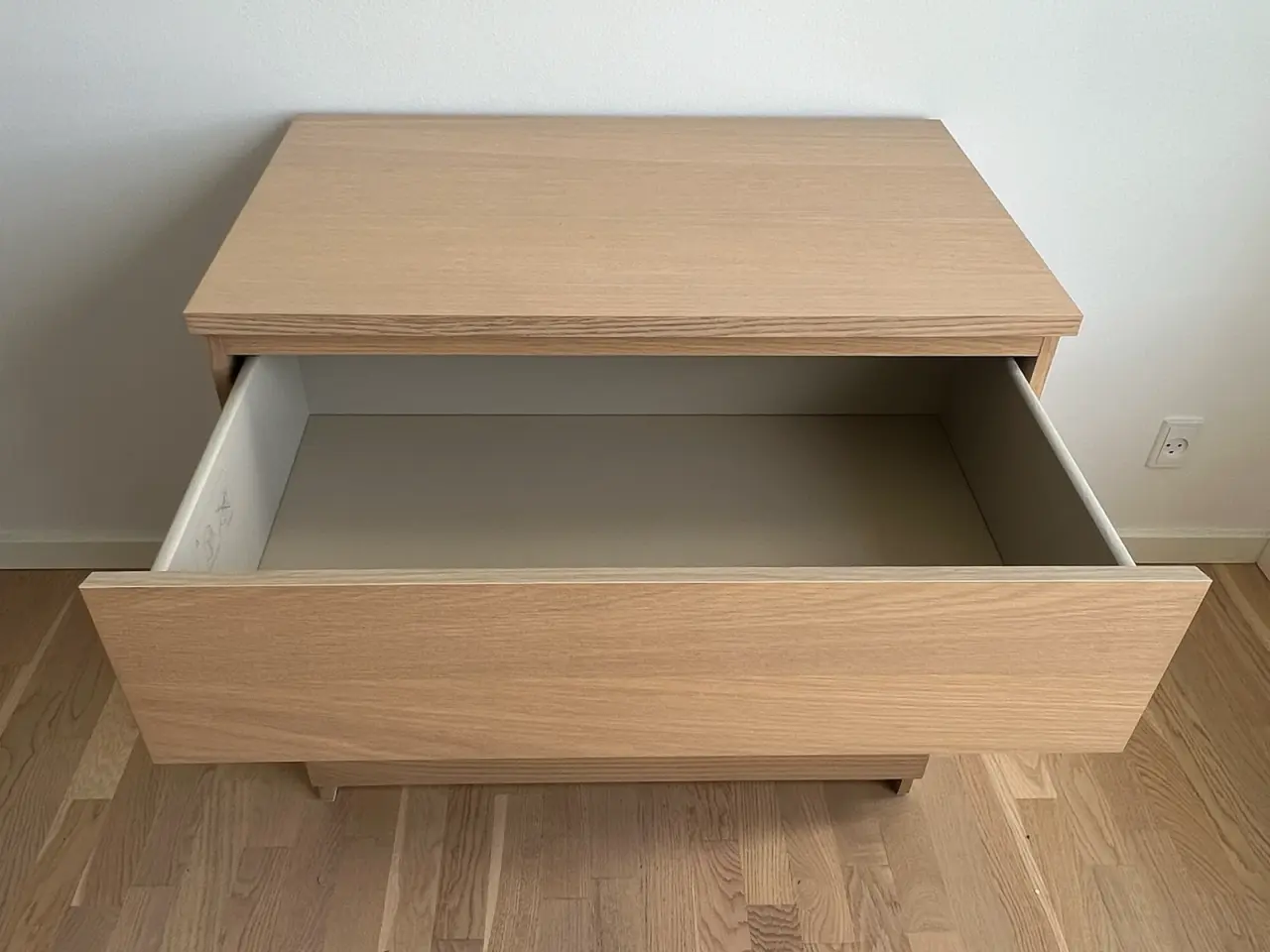 Billede 3 - IKEA KOMMODE (Egetræ)