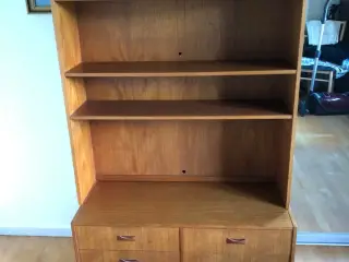 Teaktræs Reol med 4 stk. skuffer