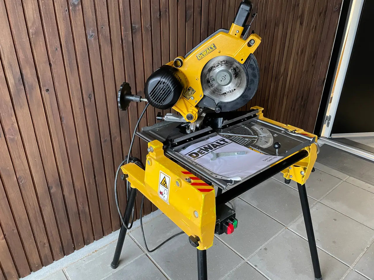 Billede 3 - DeWalt Kapgeringssav på 4. Aftagelig Ben.