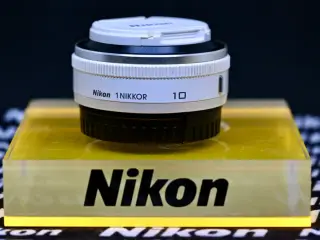 1 Nikkor 10mm f/2.8