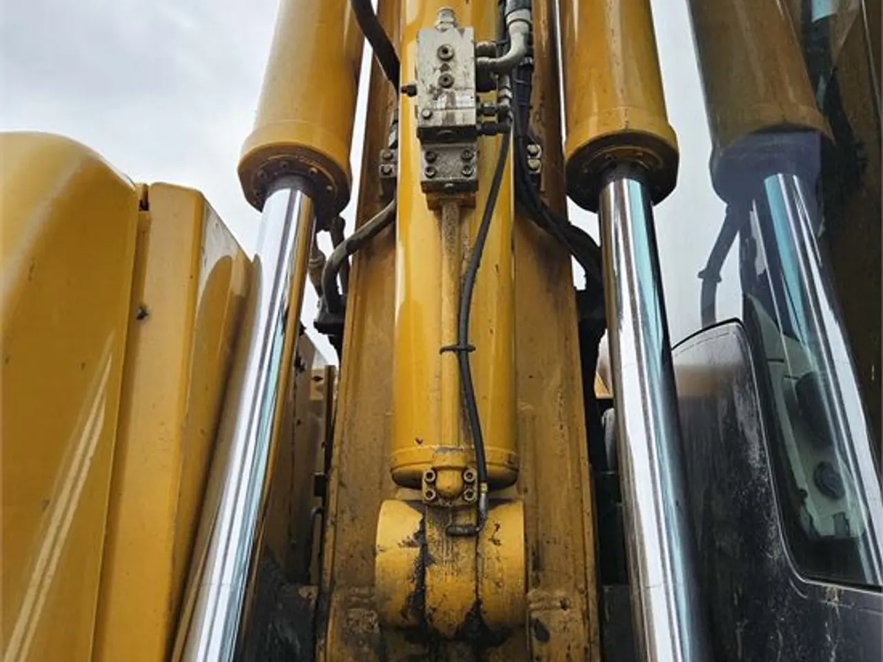 Billede 24 - Hydrema MX14 - 16 ton - Engcon Rotortilt