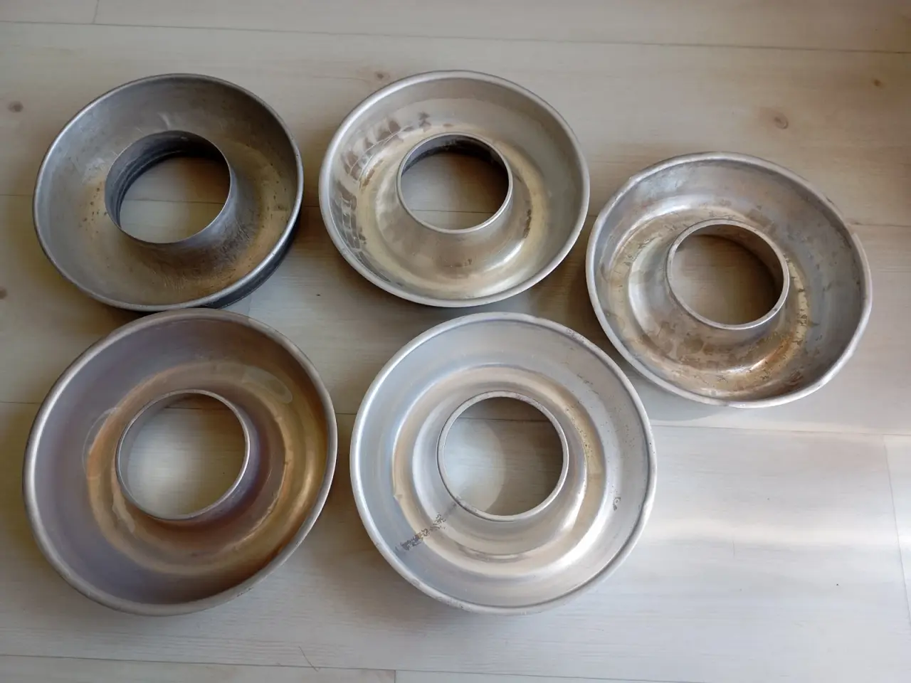 Billede 1 - Randforme 5 stk. Aluminium