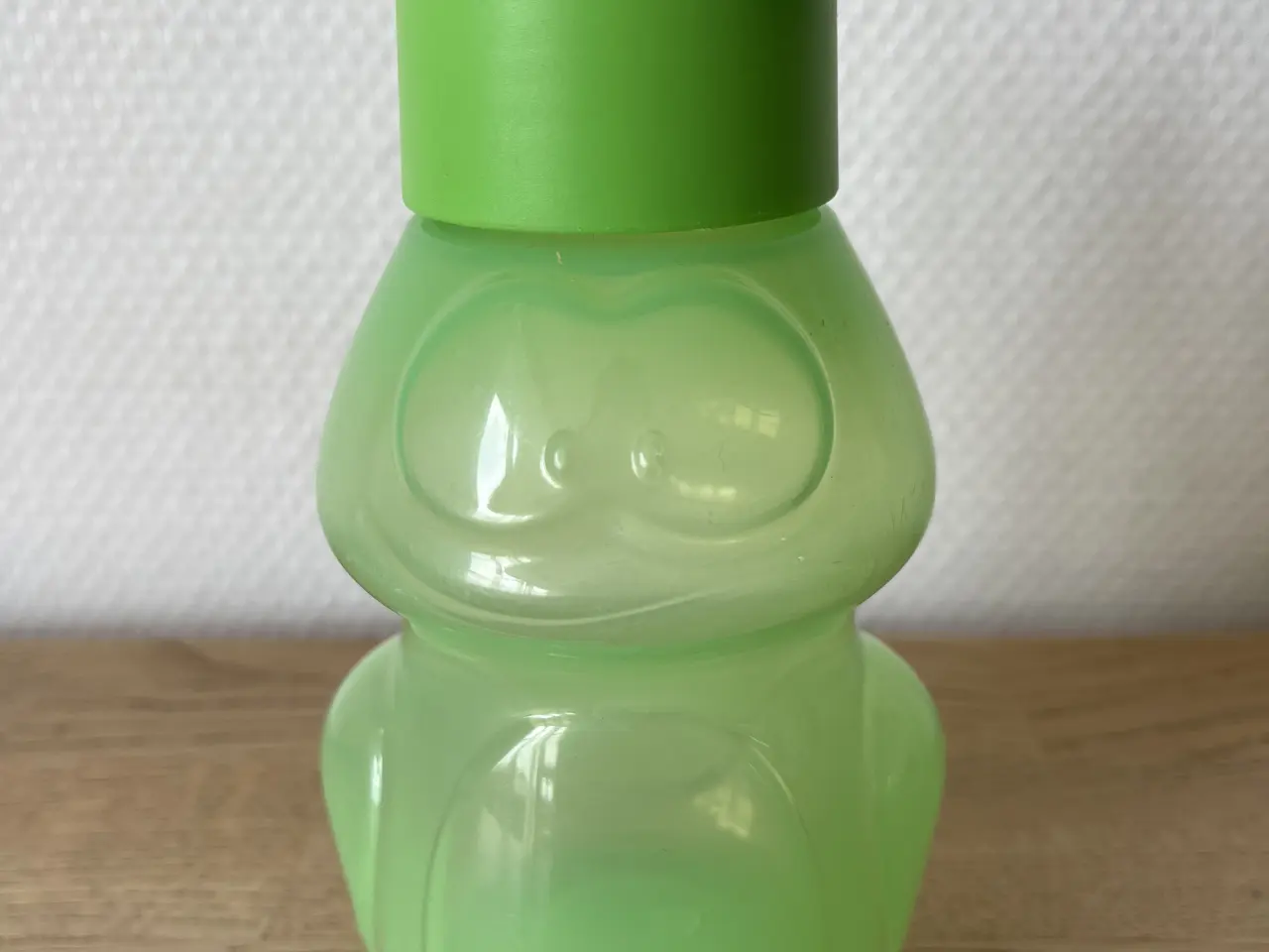Billede 1 - Tupperware drikkeflaske i grøn plastik
