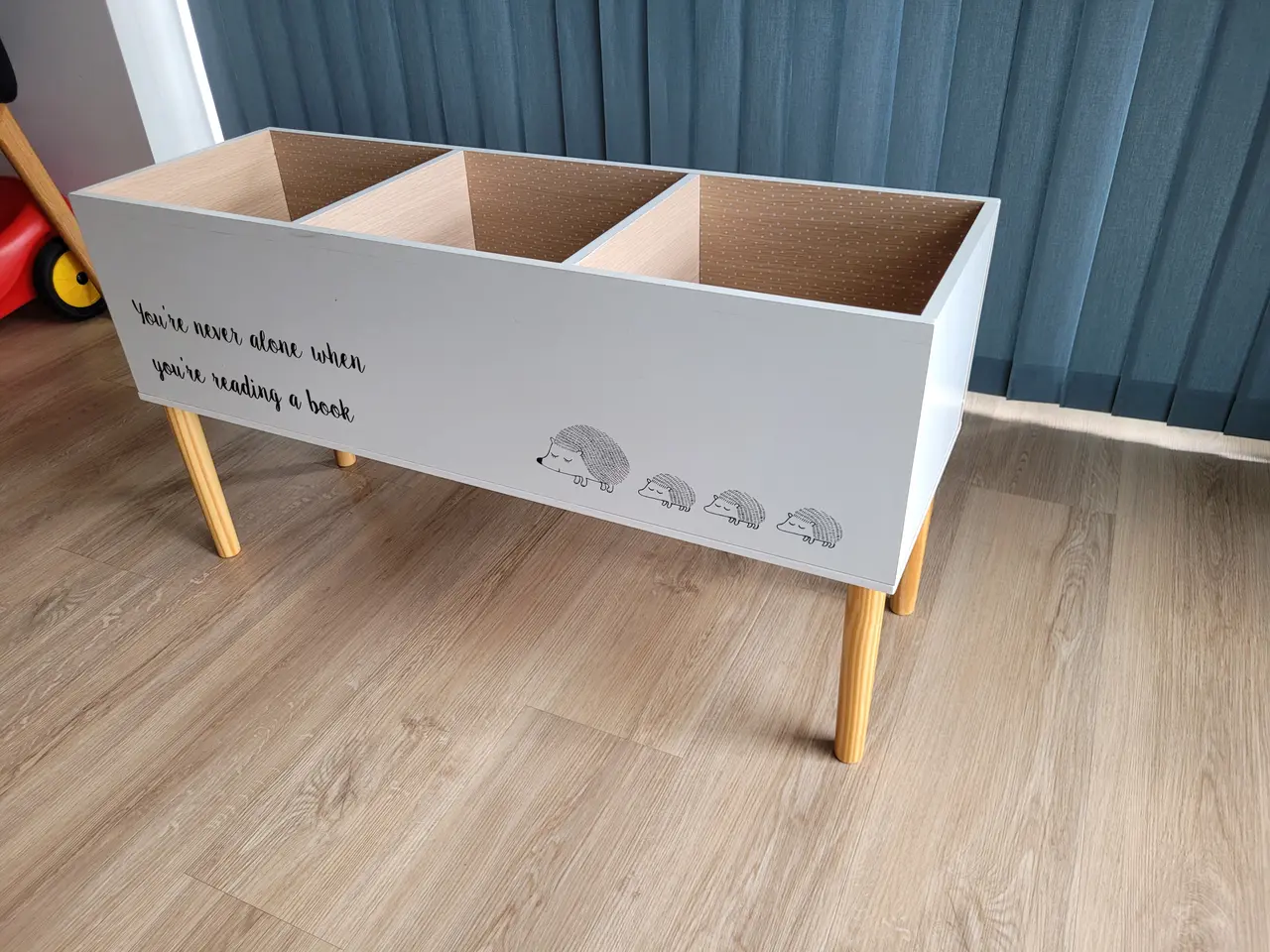 Billede 1 - Bogkasse med 3 rum