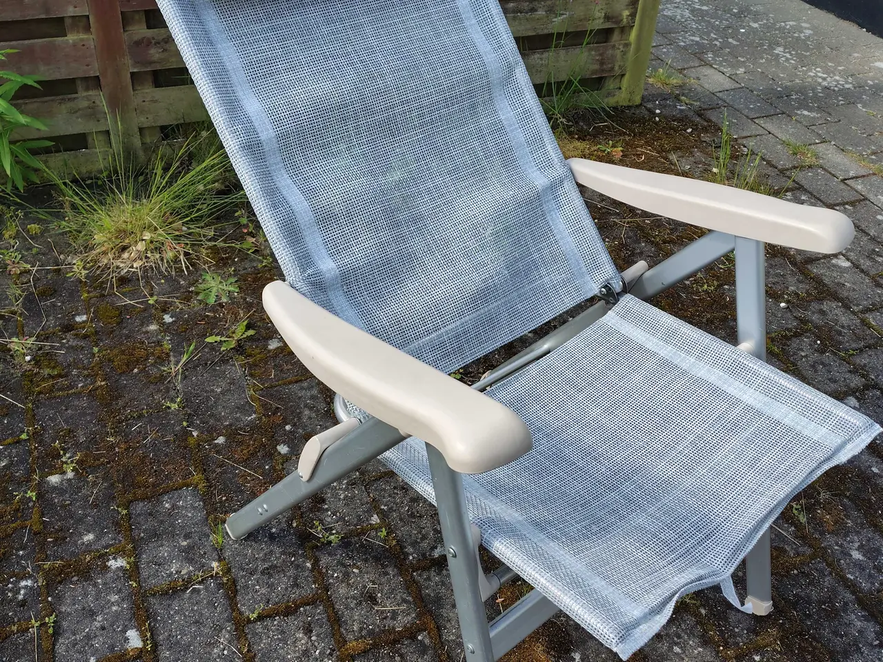Billede 4 - 4 stk Crespo campingstole og parasol